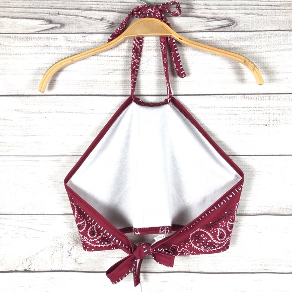 Red paisley bandanna halter crop top size large - Picture 3 of 6